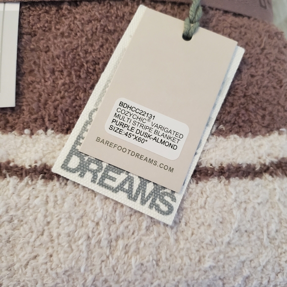 Barefoot Dreams CozyChic Varigated Multi Stripe Blanket Throw NEW Purple - Picture 4 of 8